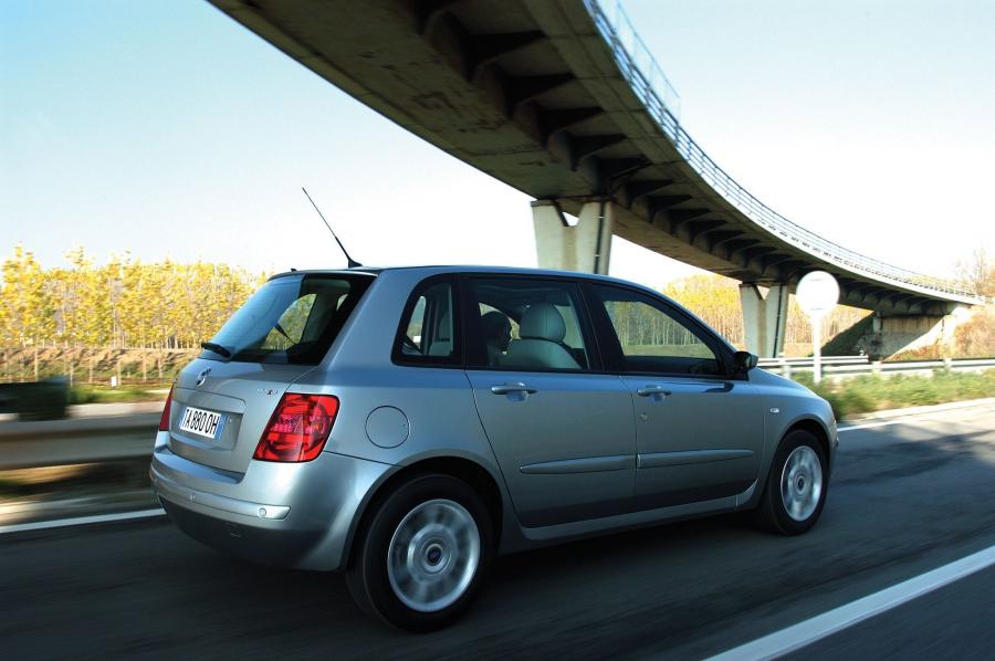  Fiat Stilo 2002 года  (фото 65 из 177)